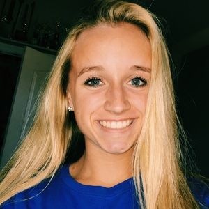 Meet your Posher, Addison